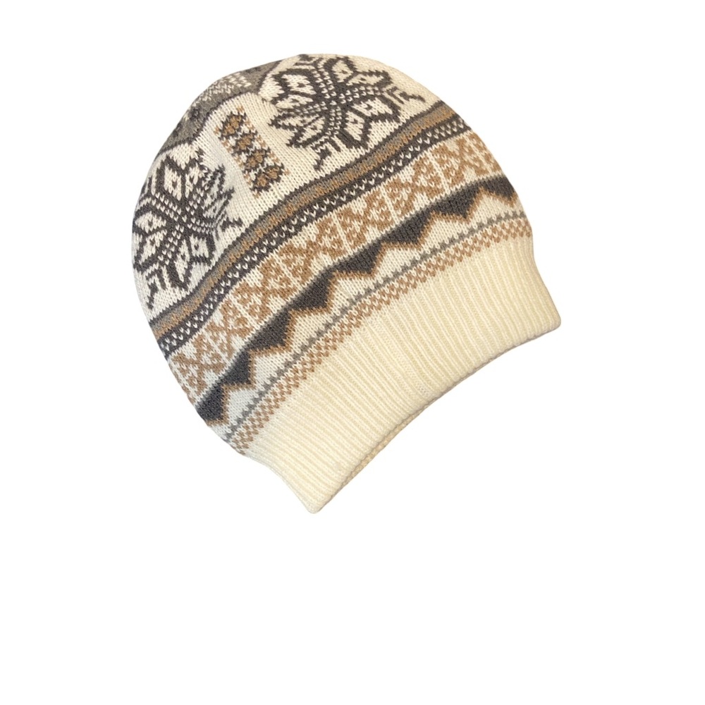 Winter Knit Beanie with Snowflake Pattern